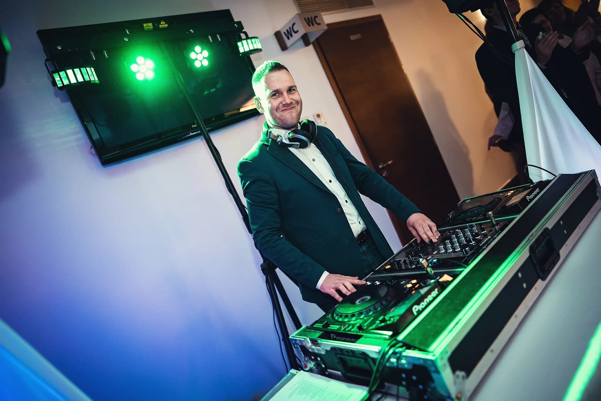 DJ LUKE