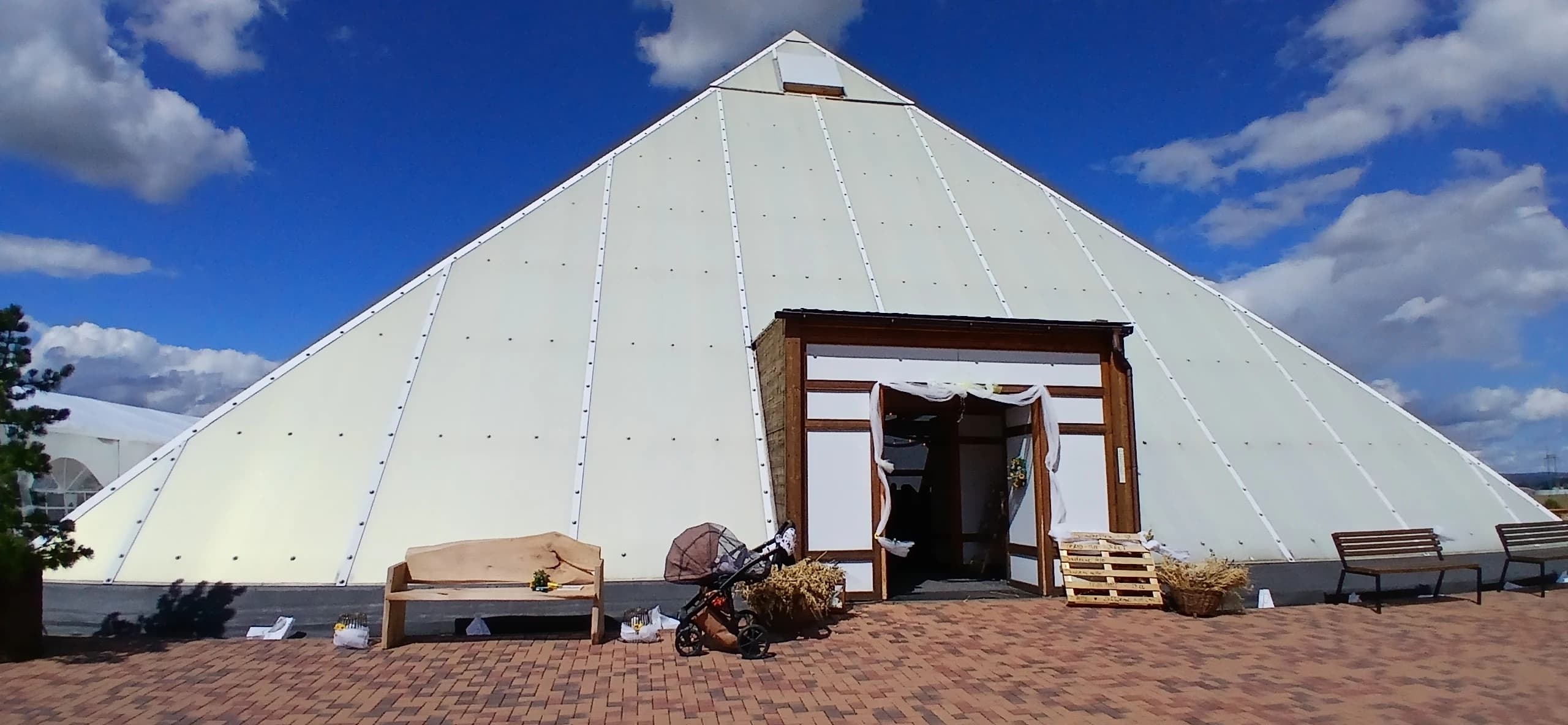 Svatební Pyramida Bohdalov — fotografie 1